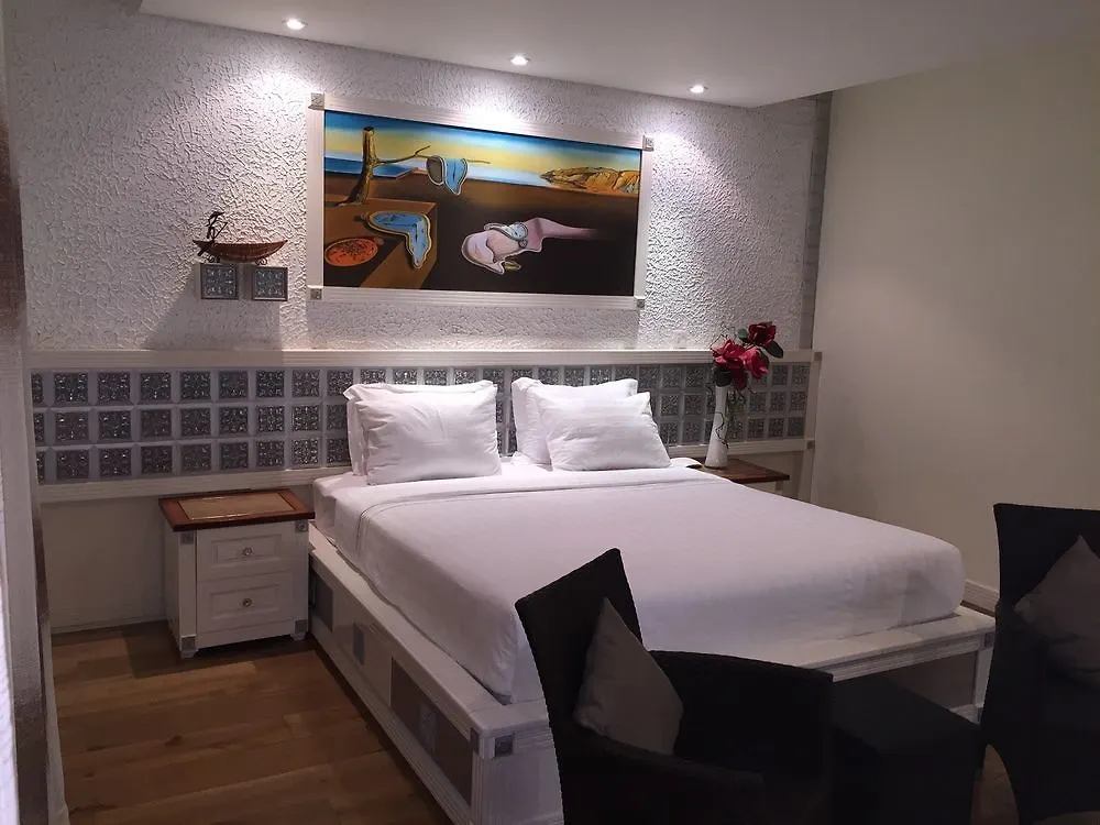 芽庄中心海景阳台公寓式酒店 芽庄